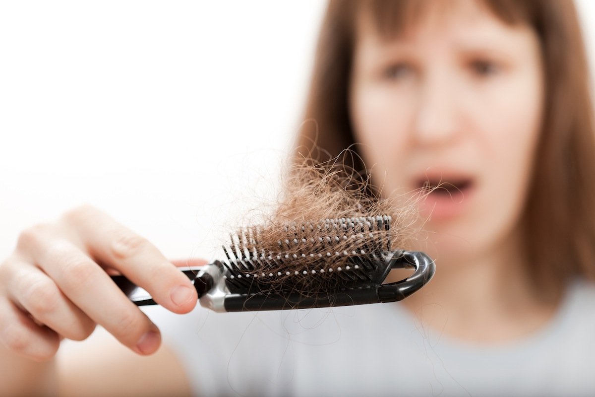 Cabelo caindo muito o que fazer