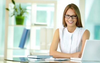 Como contratar secretária para a clínica médica
